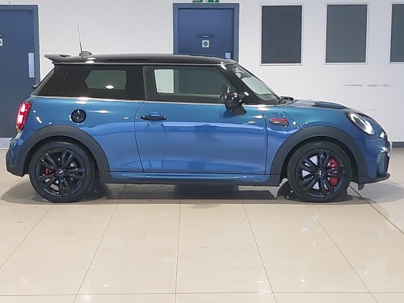 Used MINI Hatch 2022 for sale - 77358265: Photo 2