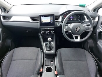 Used Renault Captur 2022 for sale - 77875792: Photo