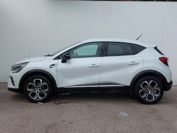 Used Renault Captur 2022 for sale - 77875792: Photo