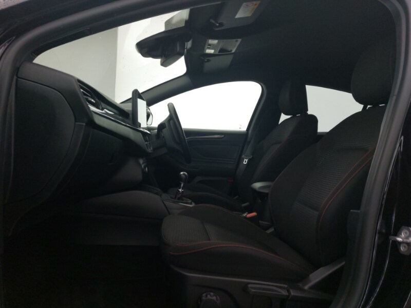 Used Ford Focus 2023 for sale - 76932809: Photo 12