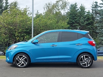 Used Hyundai i10 2023 for sale - 79501157: Photo