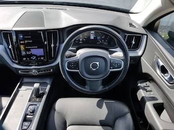 Used Volvo XC60 2021 for sale - 75539351: Photo