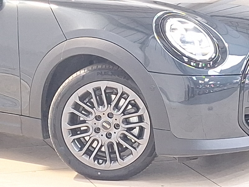Used MINI Cooper 2025 for sale - 77923483: Photo 9