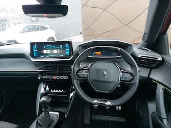 Used Peugeot 2008 2022 for sale - 77531618: Photo