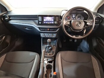 Used Skoda Fabia 2023 for sale - 76220960: Photo 2