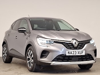Used Renault Captur 2023 for sale - 79447073: Photo