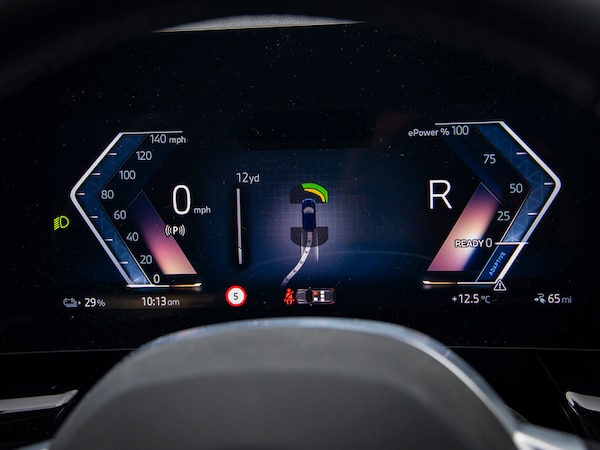 Used BMW iX1 2025 for sale - 76282528: Photo 9