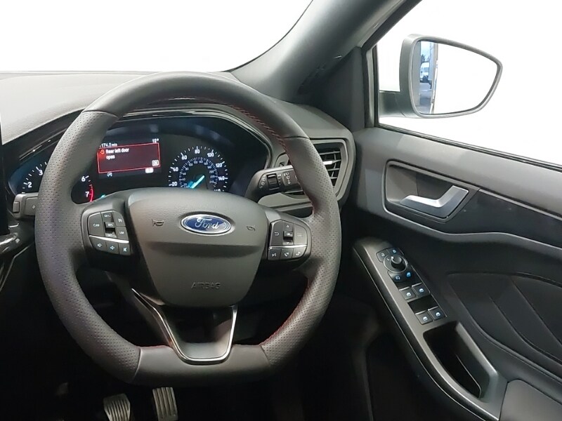 Used Ford Focus 2023 for sale - 76544050: Photo 10