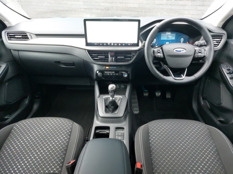 Used Ford Kuga 2025 for sale - 76471906: Photo 2