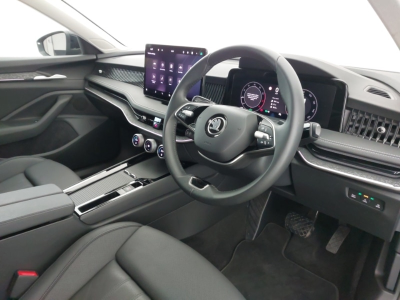 Used Skoda Superb 2024 for sale - 76664143: Photo 11