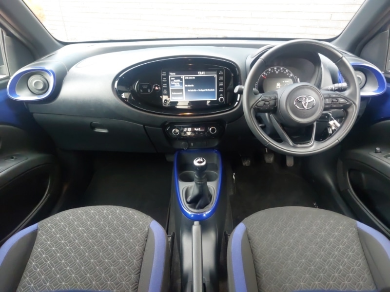 Used Toyota Aygo X 2022 for sale - 76575854: Photo 2