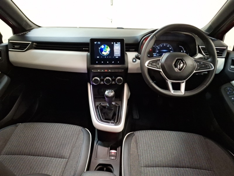 Used Renault Clio 2022 for sale - 77911921: Photo 2