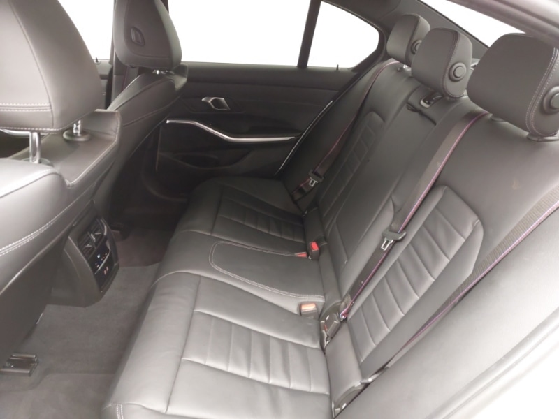 Used BMW 3 Series 2024 for sale - 76846600: Photo 6