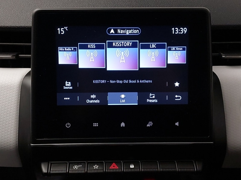 Used Renault Clio 2023 for sale - 77353425: Photo 10