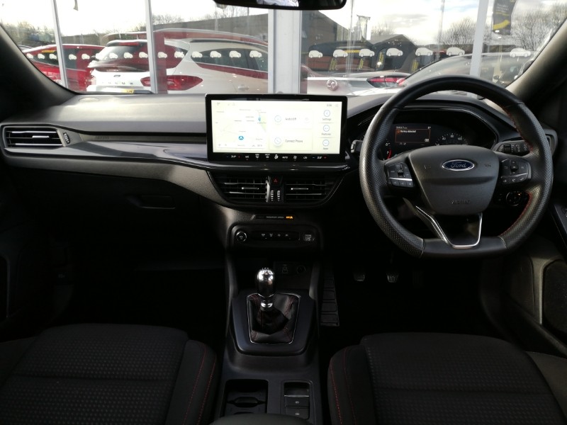 Used Ford Focus 2023 for sale - 77949307: Photo 2