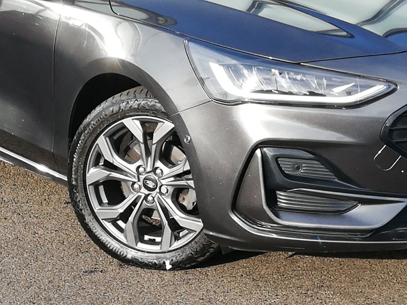 Used Ford Focus 2023 for sale - 77949307: Photo 9