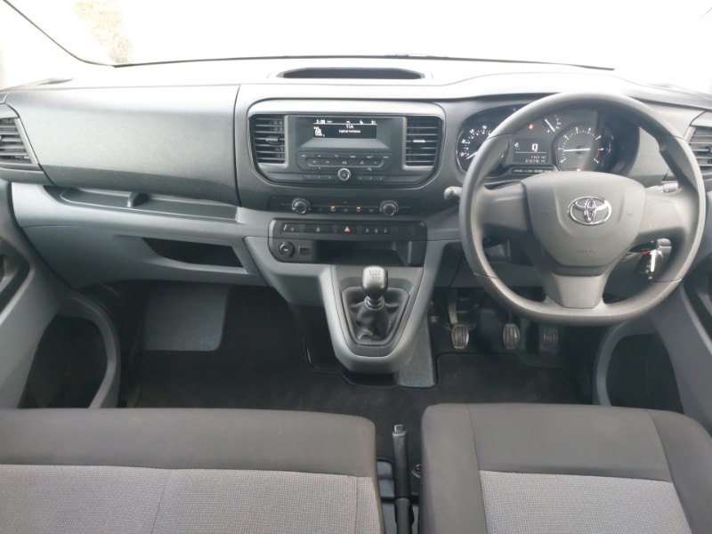 Used Toyota PROACE CITY Verso 2023 for sale - 77266192: Photo 2