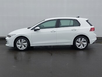 Used Volkswagen Golf 2024 for sale - 77298841: Photo