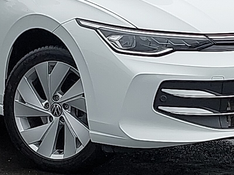 Used Volkswagen Golf 2024 for sale - 77298841: Photo 9