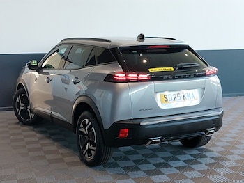 Used Peugeot 2008 2025 for sale - 76392814: Photo