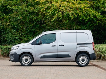 Used Peugeot Partner 2024 for sale - 76694905: Photo