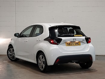 Used Mazda Mazda2 HYBRID 2024 for sale - 76881386: Photo
