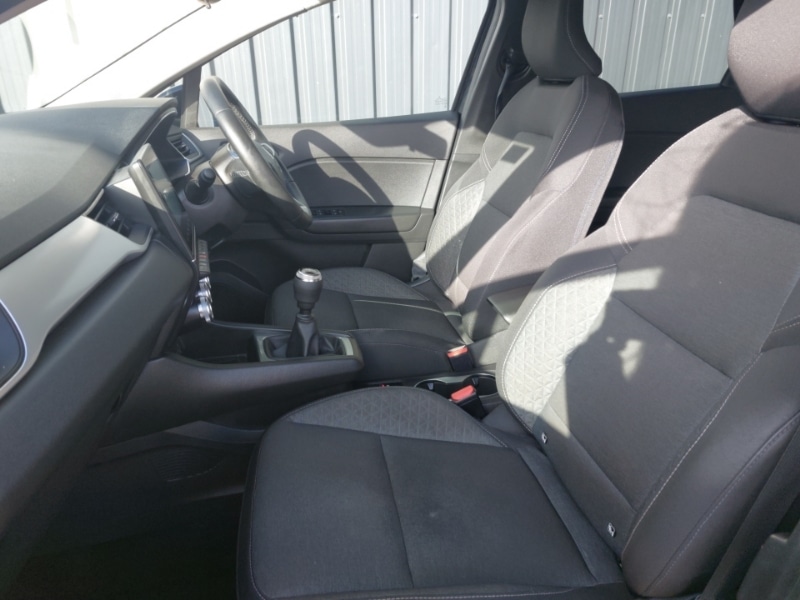 Used Renault Captur 2023 for sale - 77913299: Photo 5