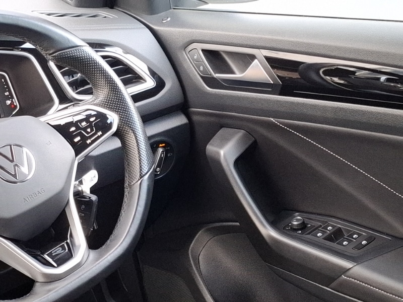 Used Volkswagen T-Roc 2023 for sale - 77563322: Photo 11
