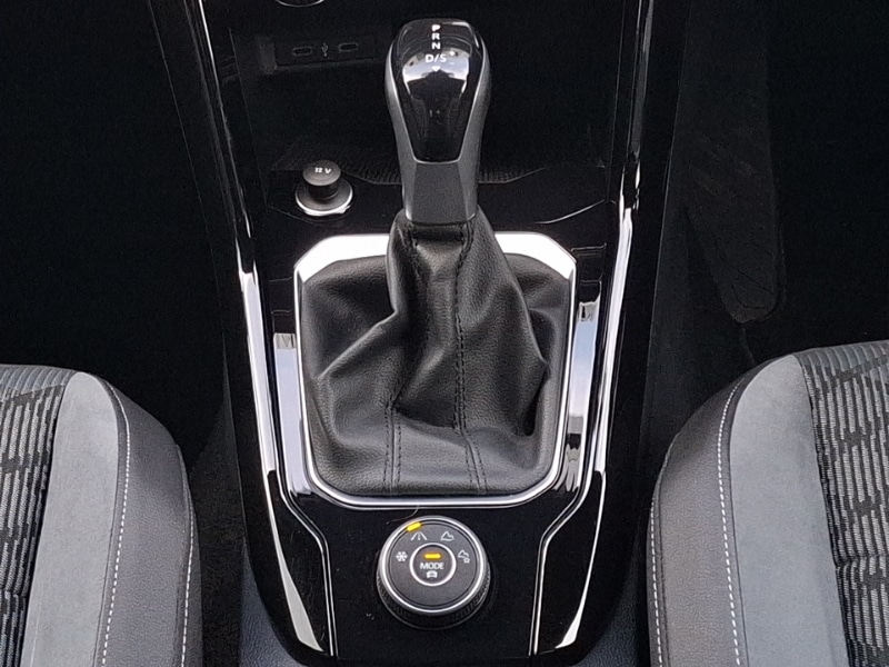 Used Volkswagen T-Roc 2023 for sale - 77563322: Photo 12