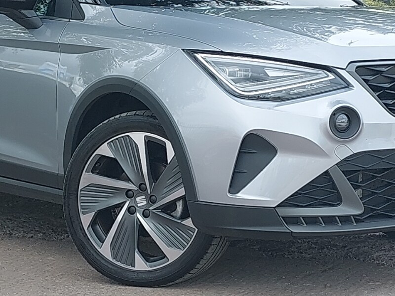 2024 SEAT Arona 1.0 TSI 115 FR Sport 5dr DSG Hatchback Petrol Automatic - Picture 9 of 12