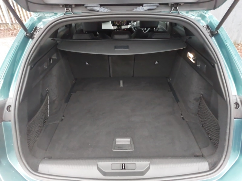 Used Peugeot 308 2022 for sale - 77229109: Photo 8