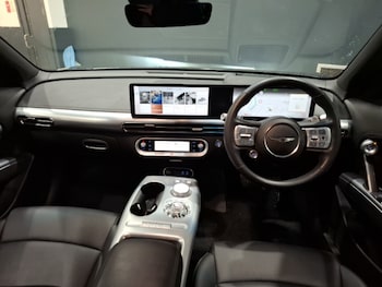 Used Genesis GV60 2023 for sale - 77606595: Photo