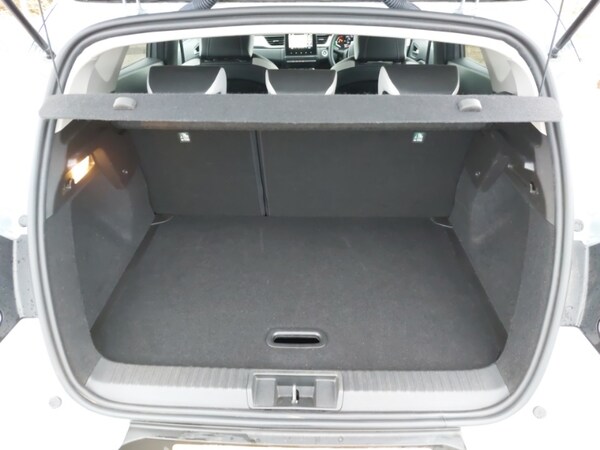 Used Renault Captur 2022 for sale - 76225645: Photo 8