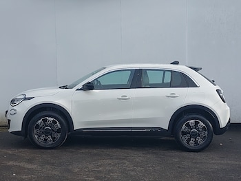 Used Fiat 600 2025 for sale - 77454397: Photo