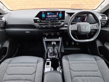 Used Citroen C4 2022 for sale - 76258809: Photo 2