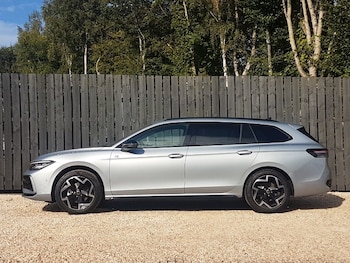 Used Volkswagen Passat 2025 for sale - 76182899: Photo