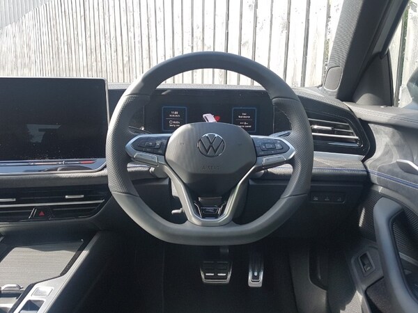 Used Volkswagen Passat 2025 for sale - 76182899: Photo 7