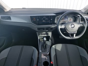 Used Volkswagen Polo 2019 for sale - 76365905: Photo
