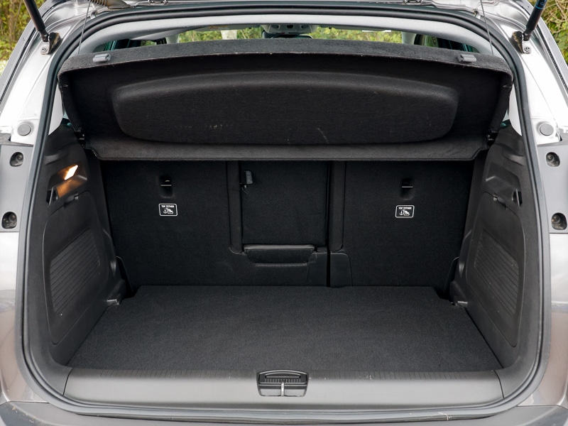 Used Vauxhall Crossland 2023 for sale - 76651953: Photo 8