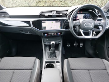 Used Audi Q3 2021 for sale - 76578825: Photo