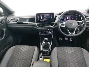 Used Volkswagen T-Roc 2022 for sale - 77361126: Photo