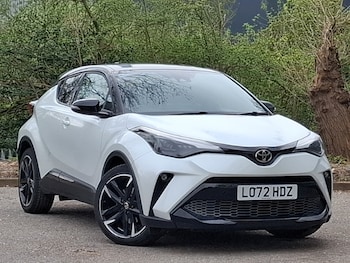 Used Toyota C-HR 2023 for sale - 78727571: Photo