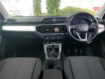Used Audi Q3 2023 for sale - 77126902: Photo