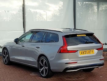 Used Volvo V60 2025 for sale - 78522529: Photo