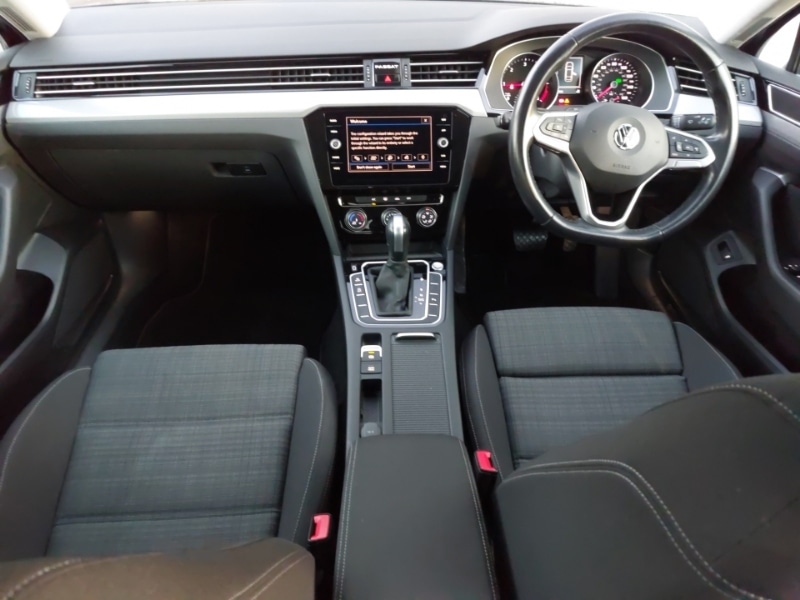 Used Volkswagen Passat 2020 for sale - 76786303: Photo 2