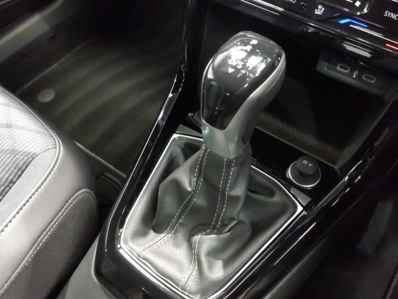 Used Volkswagen T-Cross 2024 for sale - 76358436: Photo 12