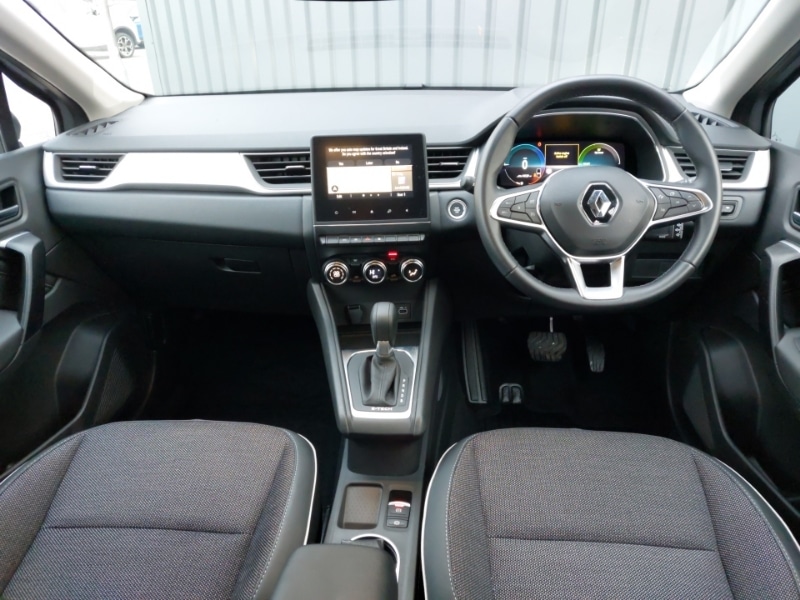 Used Renault Captur 2023 for sale - 77817469: Photo 2