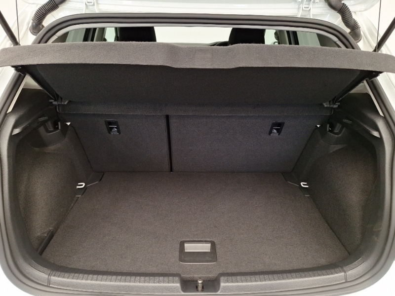 Used Volkswagen Polo 2023 for sale - 76492720: Photo 8