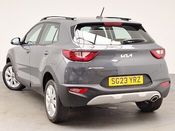 Used Kia Stonic 2023 for sale - 78080185: Photo