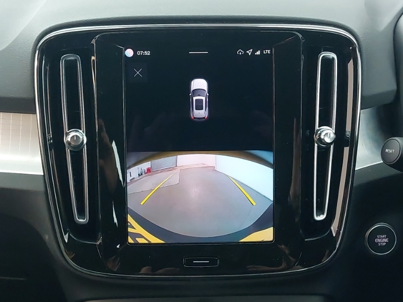 Used Volvo XC40 2025 for sale - 77875143: Photo 11